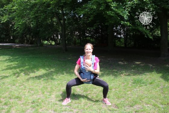 Ergobaby LAUFMAMALAUF Sumo Squat