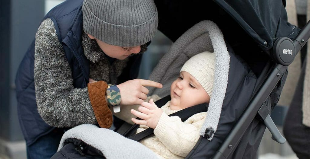 Mit Baby im Auto: Die besten Sicherheitstipps für den Winter
