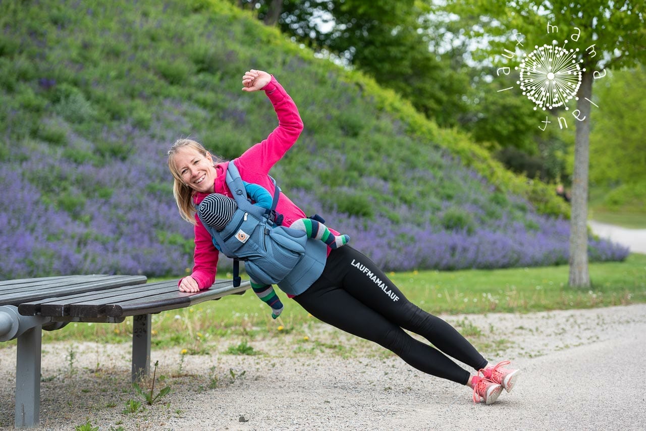 Fit mit Baby &amp; Trage: Side Plank Roll Through